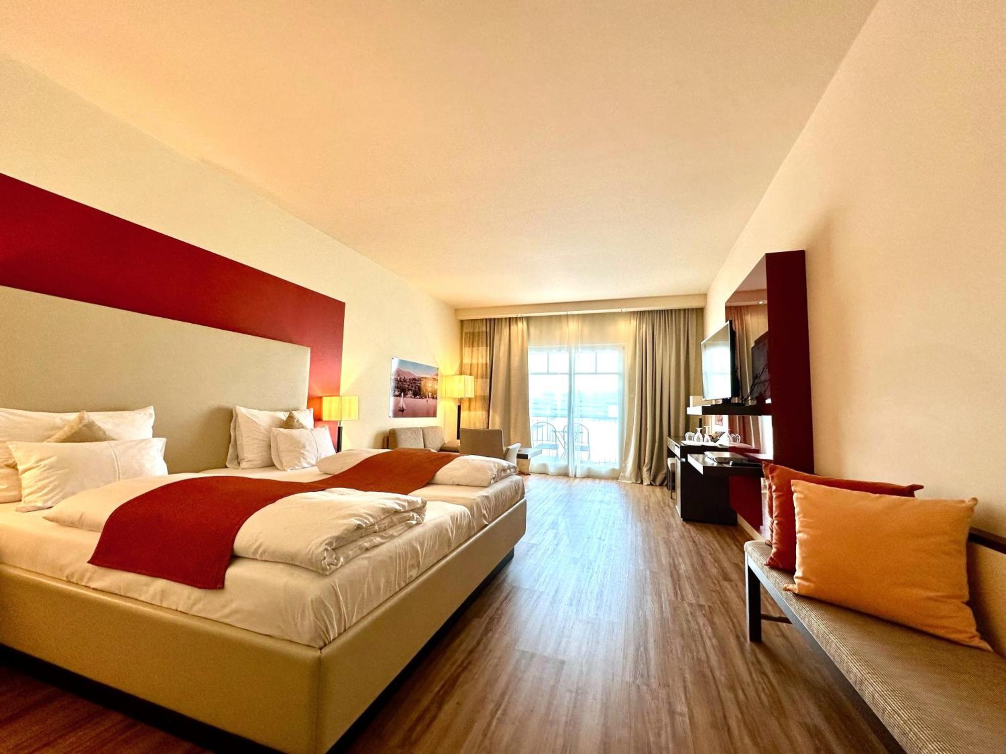 וולדן אם וורתרסי Casinohotel Velden מראה חיצוני תמונה