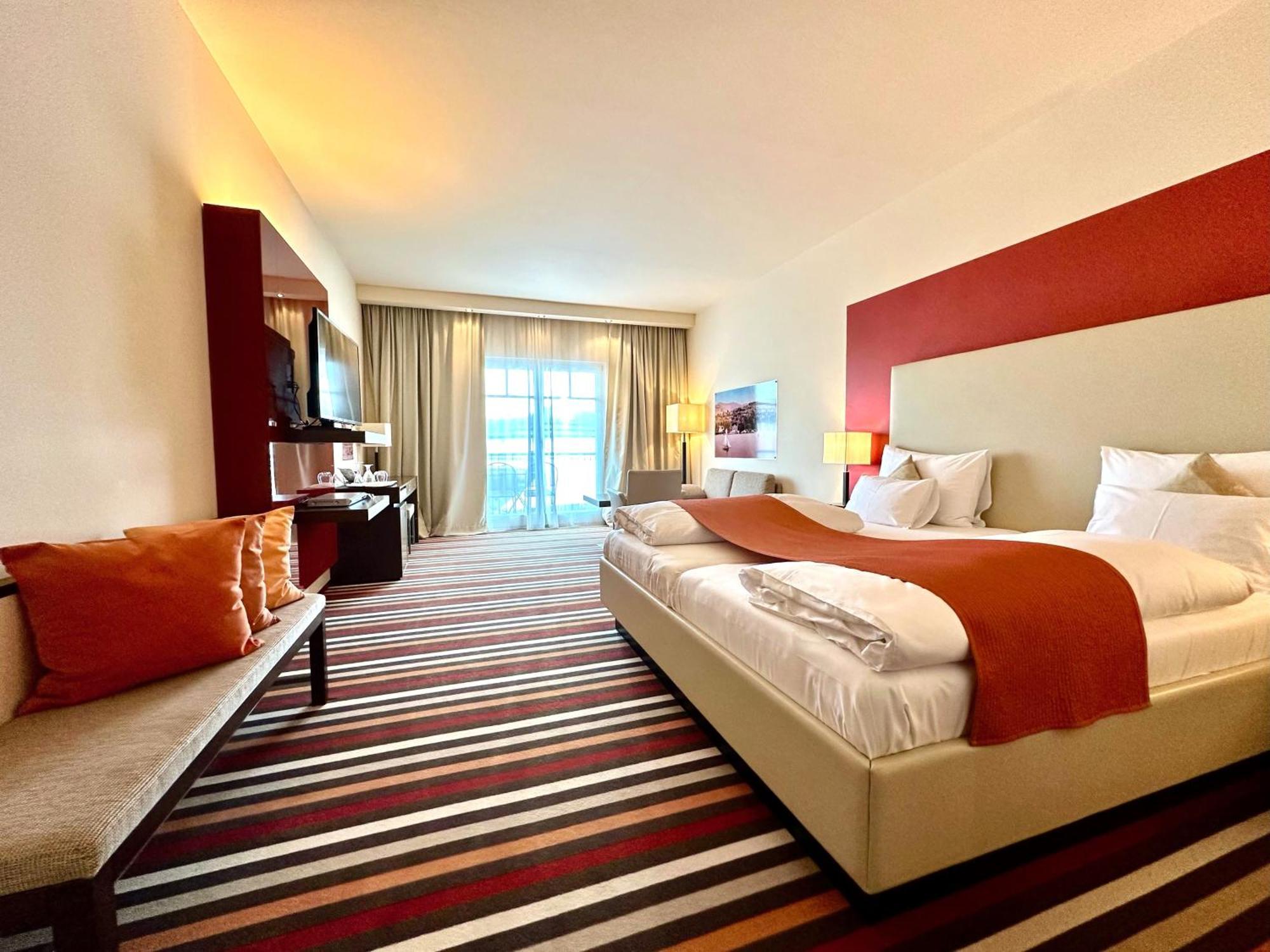 וולדן אם וורתרסי Casinohotel Velden מראה חיצוני תמונה